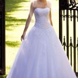 David’s bridal wedding dress